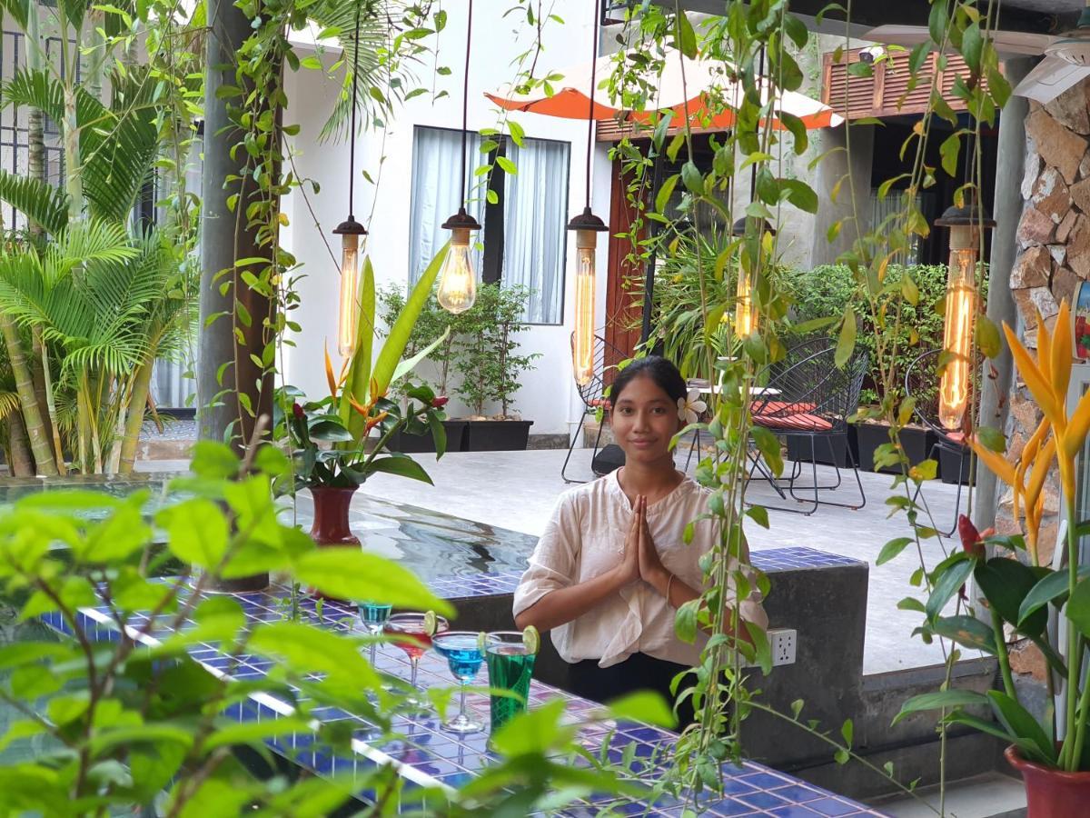 Central Corner D'Angkor Siem Reap Bagian luar foto